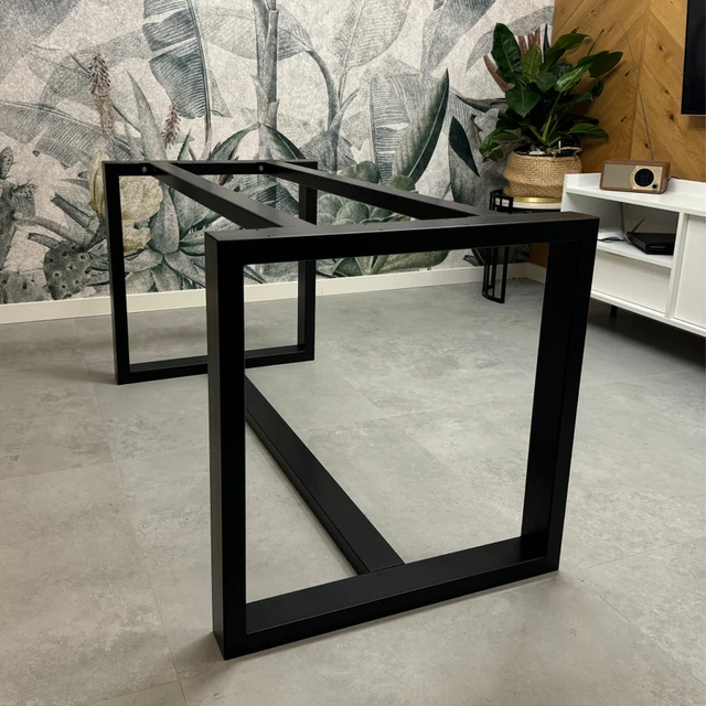 Sturdy Metal Table Base Woth 3 Crossbars, CRUDO BASE 80.40